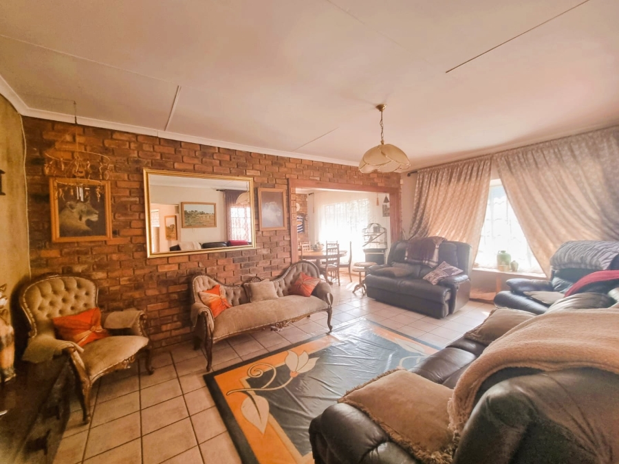 3 Bedroom Property for Sale in Vanderbijlpark SE 4 Gauteng