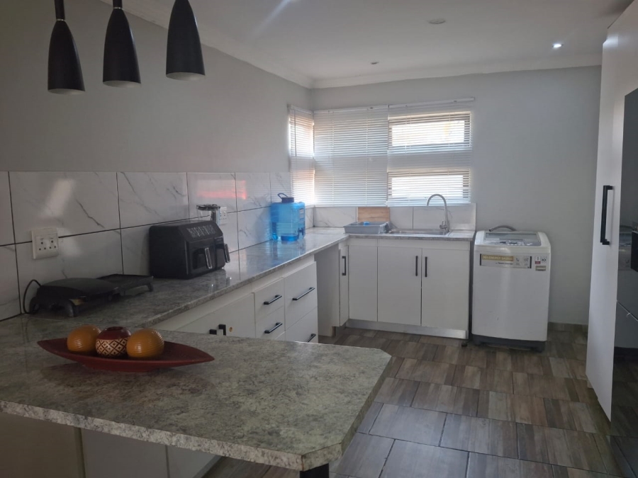 3 Bedroom Property for Sale in Mamelodi East Gauteng