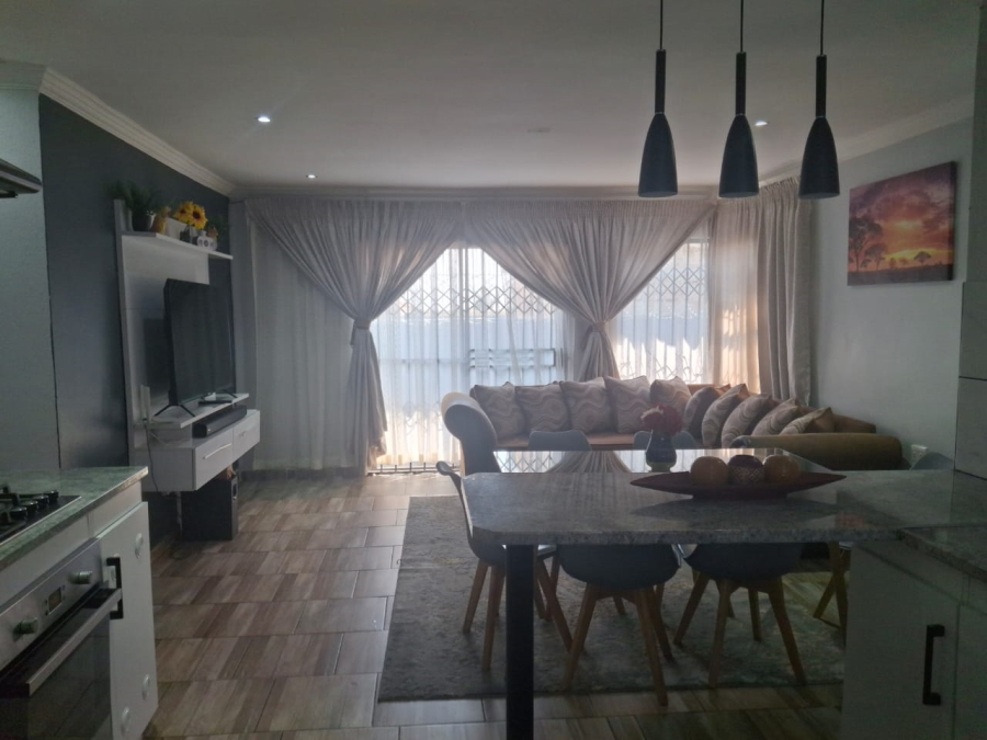 3 Bedroom Property for Sale in Mamelodi East Gauteng