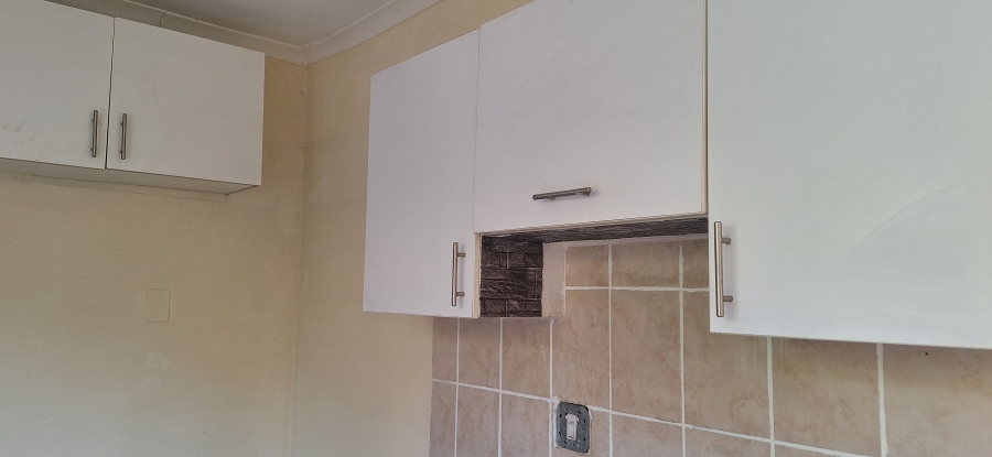 2 Bedroom Property for Sale in Terenure Gauteng