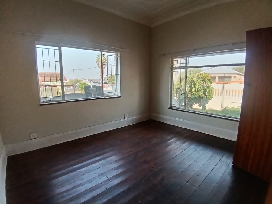 5 Bedroom Property for Sale in Brakpan Central Gauteng