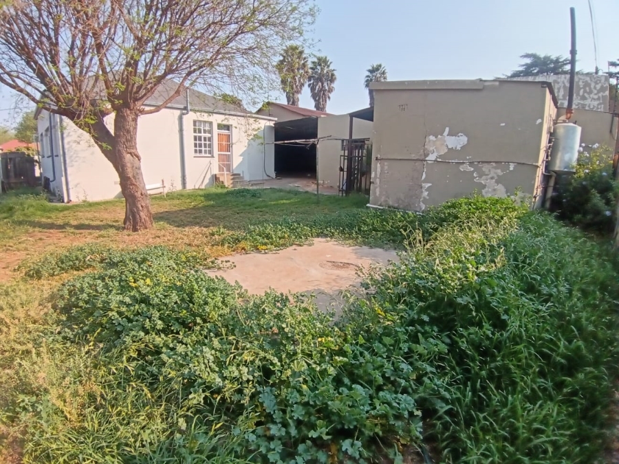 5 Bedroom Property for Sale in Brakpan Central Gauteng