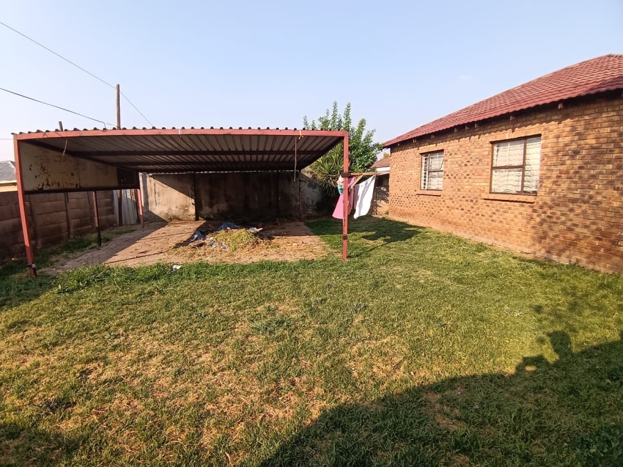5 Bedroom Property for Sale in Brakpan Central Gauteng