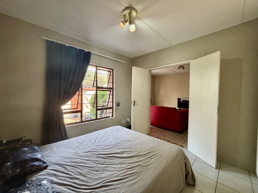 To Let 1 Bedroom Property for Rent in Ferndale Gauteng