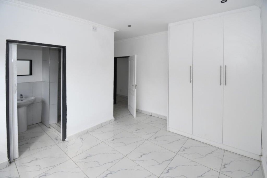 To Let 3 Bedroom Property for Rent in Northcliff Gauteng