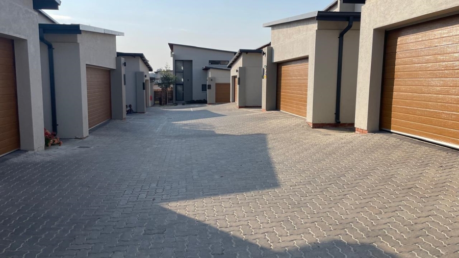 3 Bedroom Property for Sale in Kyalami Ah Gauteng