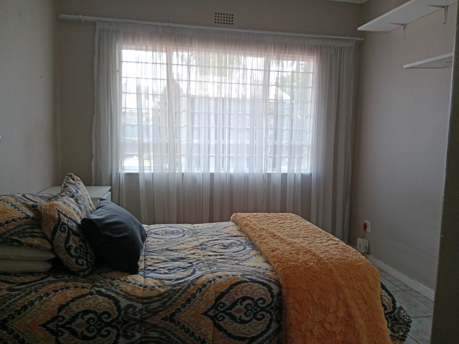 3 Bedroom Property for Sale in Brackendowns Gauteng