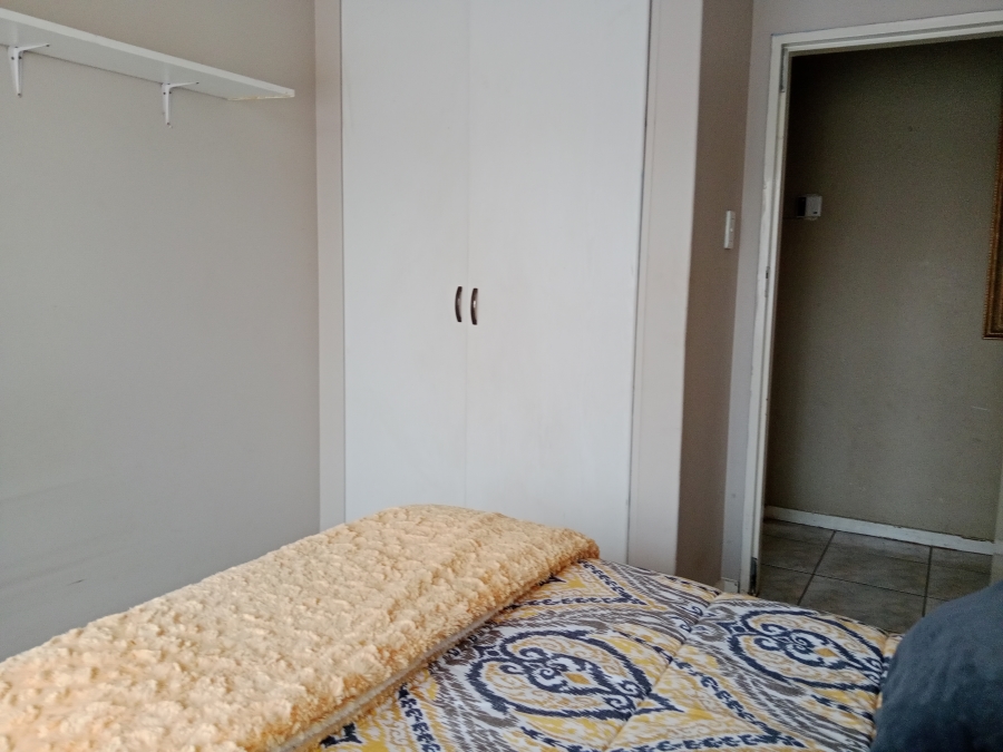 3 Bedroom Property for Sale in Brackendowns Gauteng
