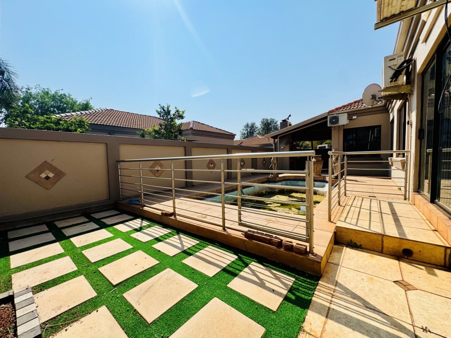 4 Bedroom Property for Sale in Annlin Gauteng