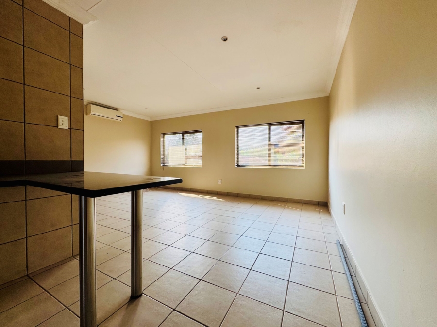 4 Bedroom Property for Sale in Annlin Gauteng
