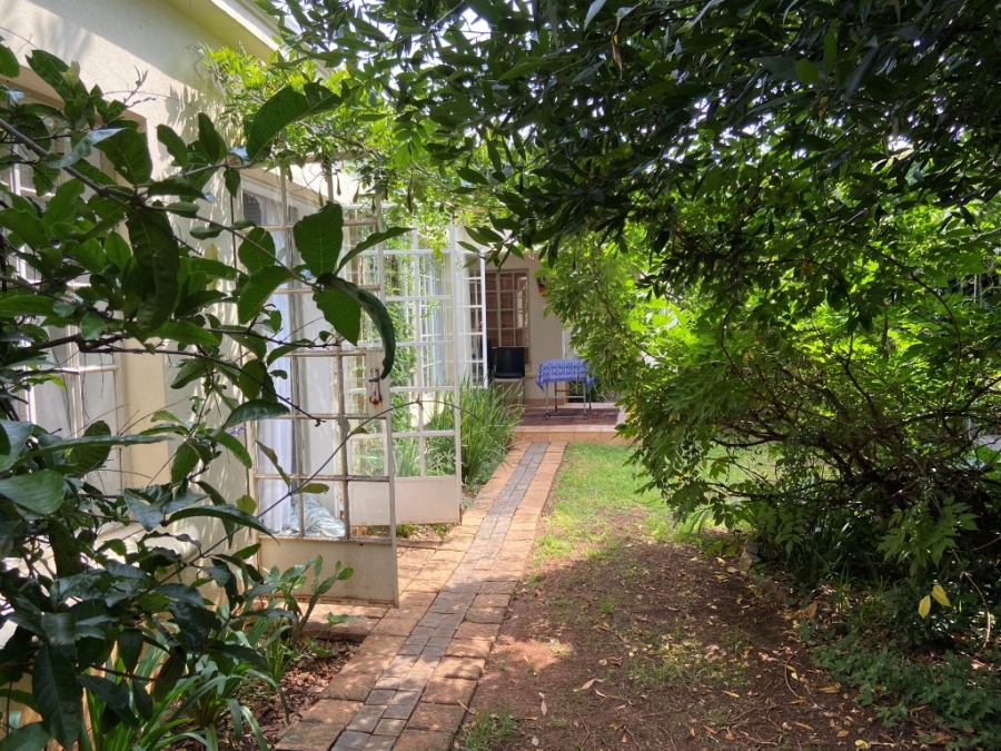 To Let 2 Bedroom Property for Rent in Parkview Gauteng
