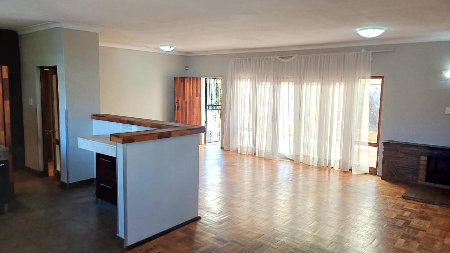 4 Bedroom Property for Sale in Lyttelton Manor Gauteng