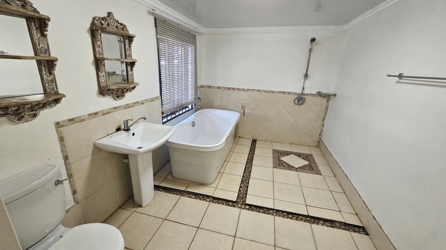 4 Bedroom Property for Sale in Lyttelton Manor Gauteng