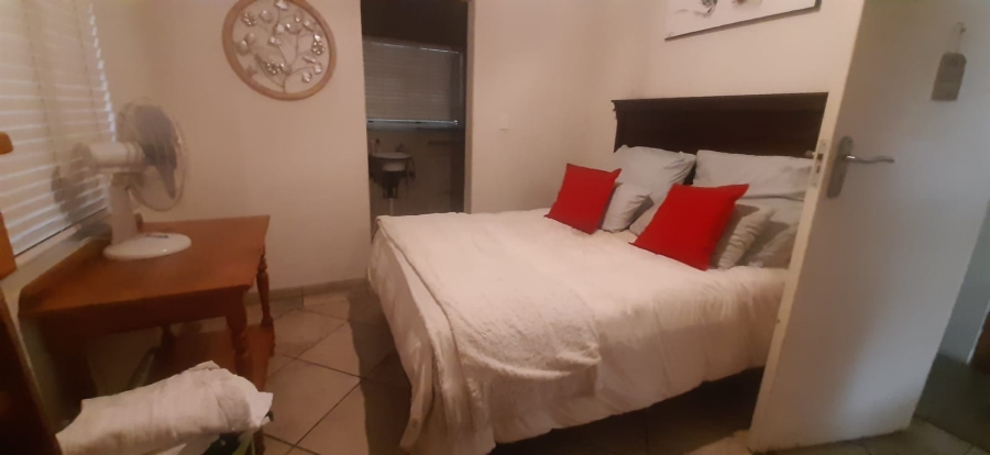 To Let 4 Bedroom Property for Rent in Rietondale Gauteng