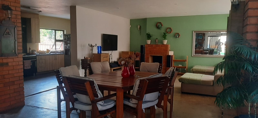 To Let 4 Bedroom Property for Rent in Rietondale Gauteng
