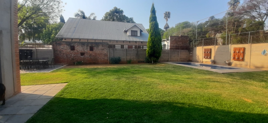 To Let 4 Bedroom Property for Rent in Rietondale Gauteng