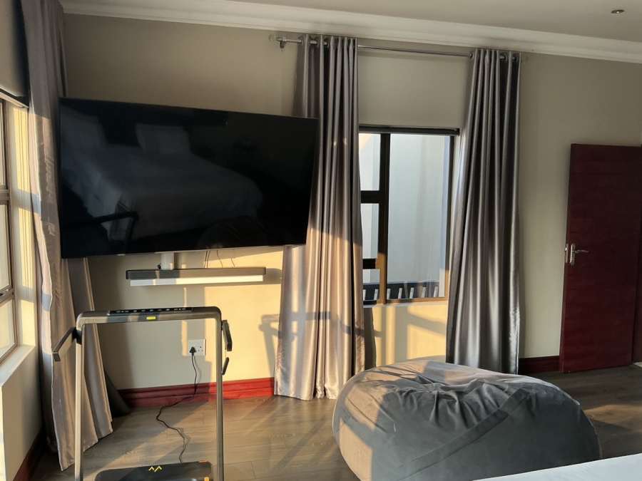 4 Bedroom Property for Sale in Blue Valley Golf Estate Gauteng