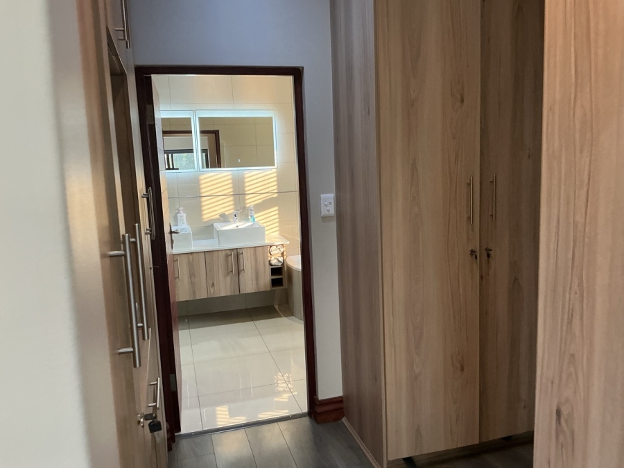 4 Bedroom Property for Sale in Blue Valley Golf Estate Gauteng