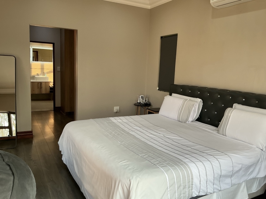 4 Bedroom Property for Sale in Blue Valley Golf Estate Gauteng
