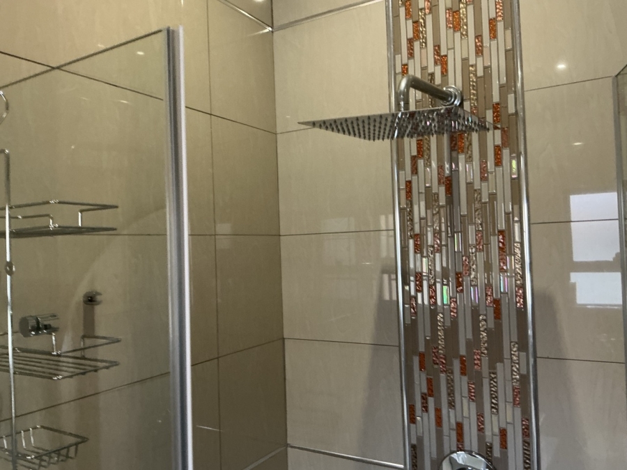 4 Bedroom Property for Sale in Blue Valley Golf Estate Gauteng