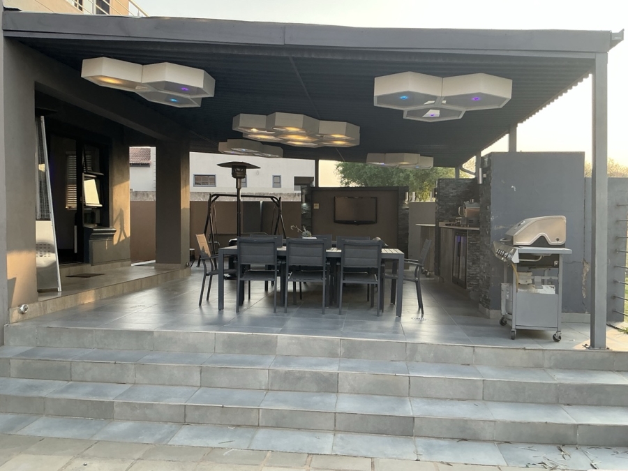 4 Bedroom Property for Sale in Blue Valley Golf Estate Gauteng