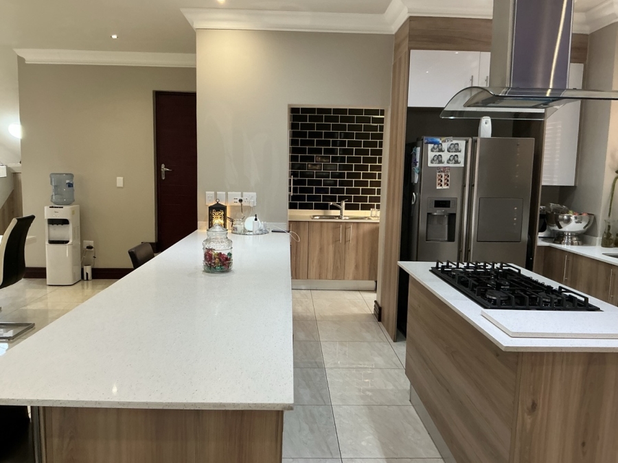 4 Bedroom Property for Sale in Blue Valley Golf Estate Gauteng