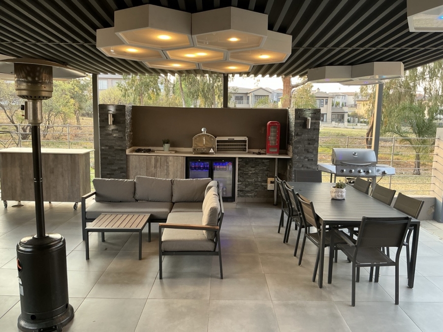 4 Bedroom Property for Sale in Blue Valley Golf Estate Gauteng