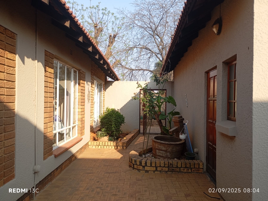 To Let 4 Bedroom Property for Rent in Brentwood Park Gauteng