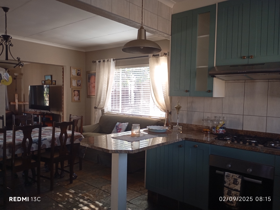 To Let 4 Bedroom Property for Rent in Brentwood Park Gauteng