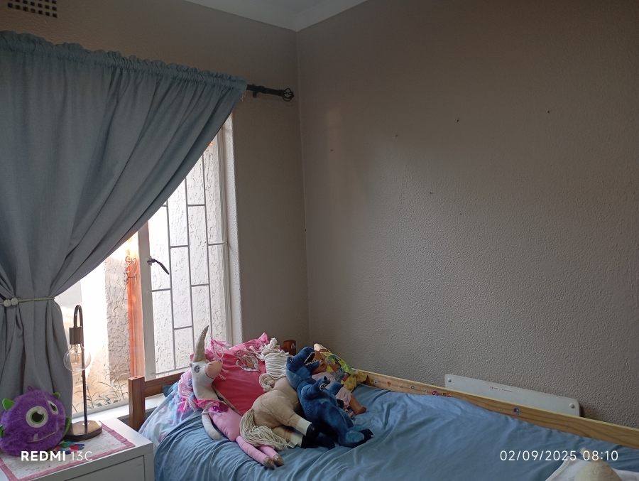 To Let 4 Bedroom Property for Rent in Brentwood Park Gauteng