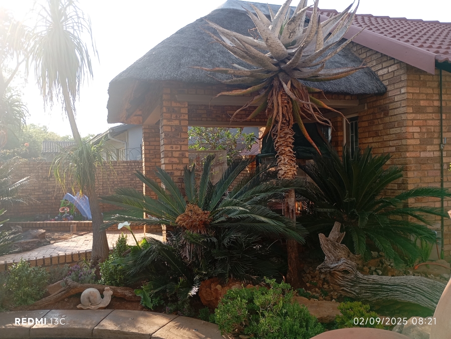 To Let 4 Bedroom Property for Rent in Brentwood Park Gauteng