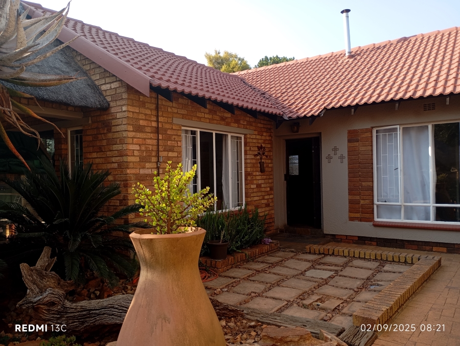 To Let 4 Bedroom Property for Rent in Brentwood Park Gauteng
