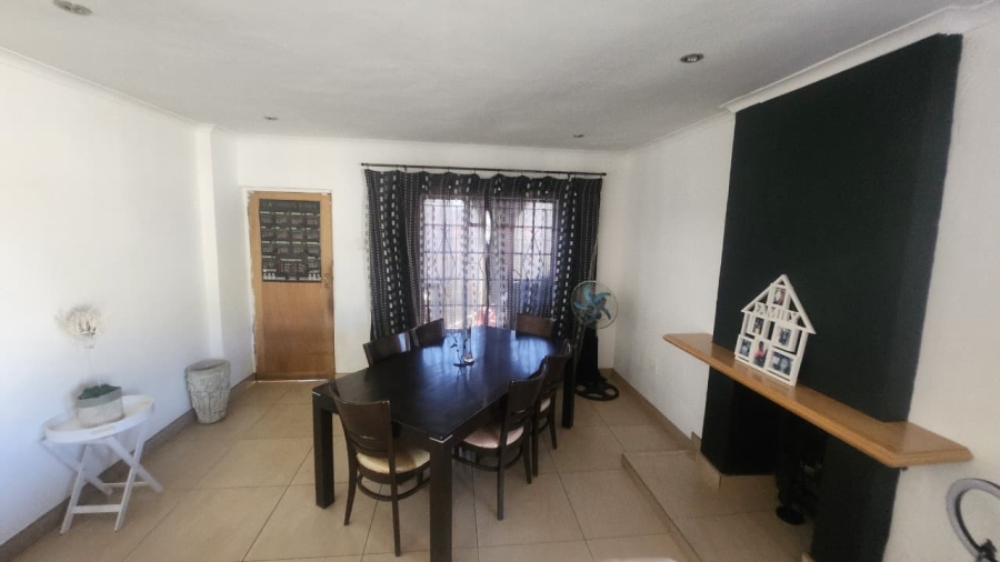 4 Bedroom Property for Sale in Eldorado Park Gauteng