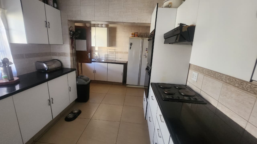 4 Bedroom Property for Sale in Eldorado Park Gauteng