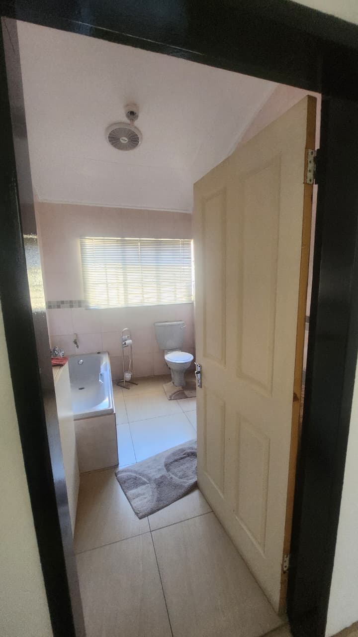 4 Bedroom Property for Sale in Eldorado Park Gauteng