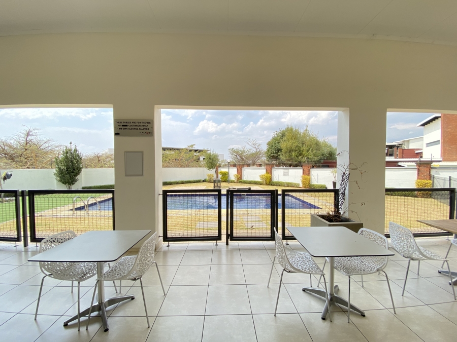 1 Bedroom Property for Sale in Greenstone Hill Gauteng