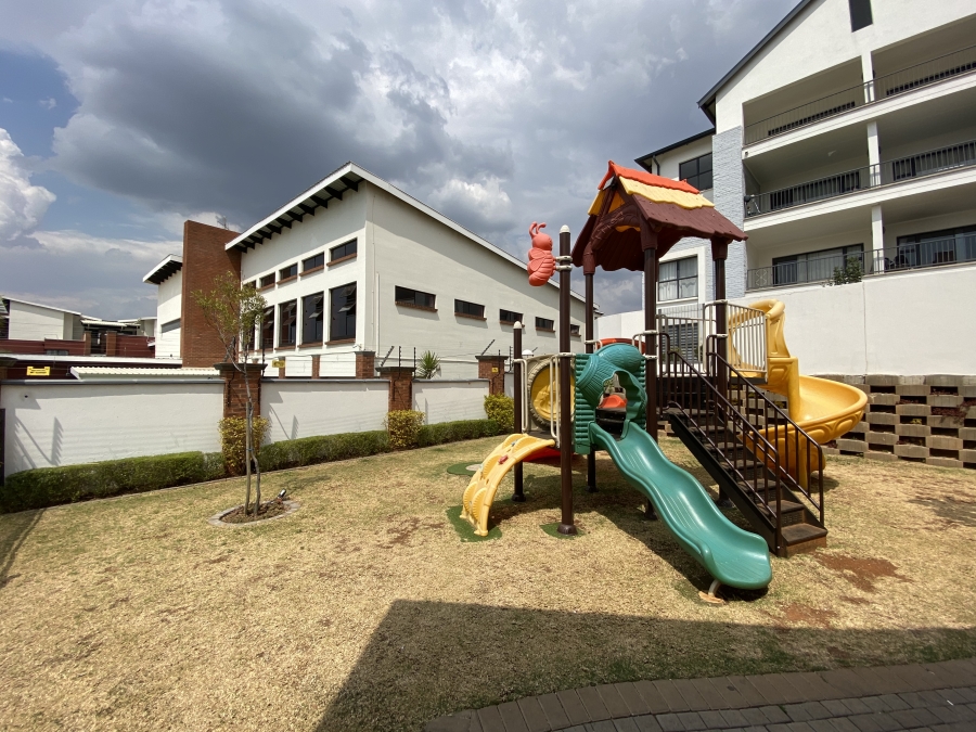 1 Bedroom Property for Sale in Greenstone Hill Gauteng