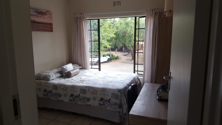 To Let 3 Bedroom Property for Rent in Sonneveld Gauteng