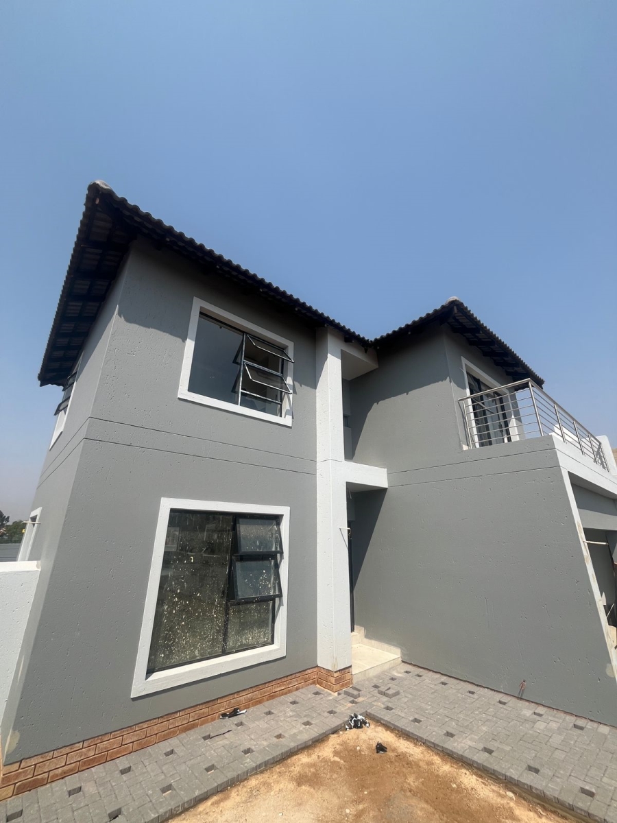 3 Bedroom Property for Sale in Helderwyk Gauteng