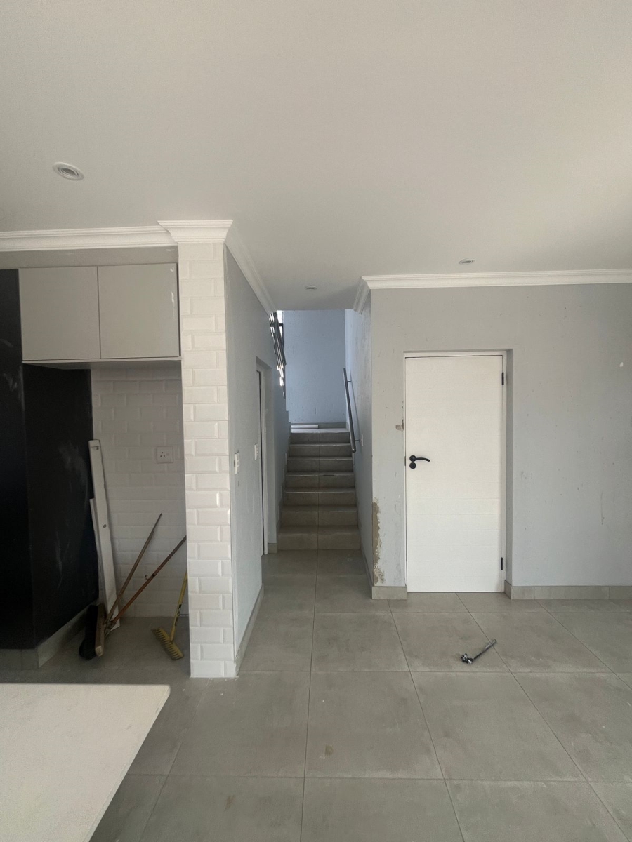 3 Bedroom Property for Sale in Helderwyk Gauteng