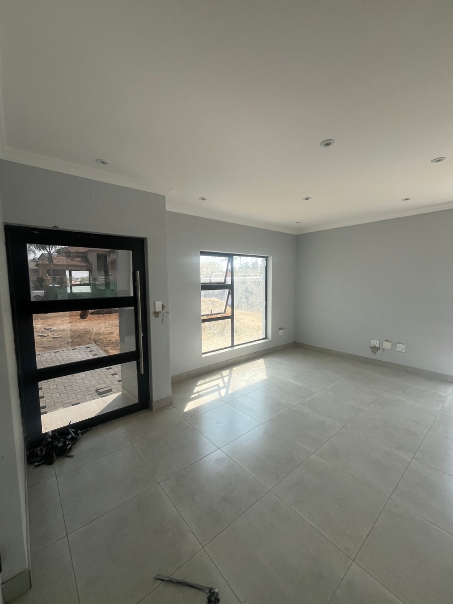 3 Bedroom Property for Sale in Helderwyk Gauteng