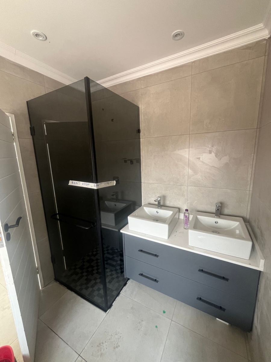 3 Bedroom Property for Sale in Helderwyk Gauteng