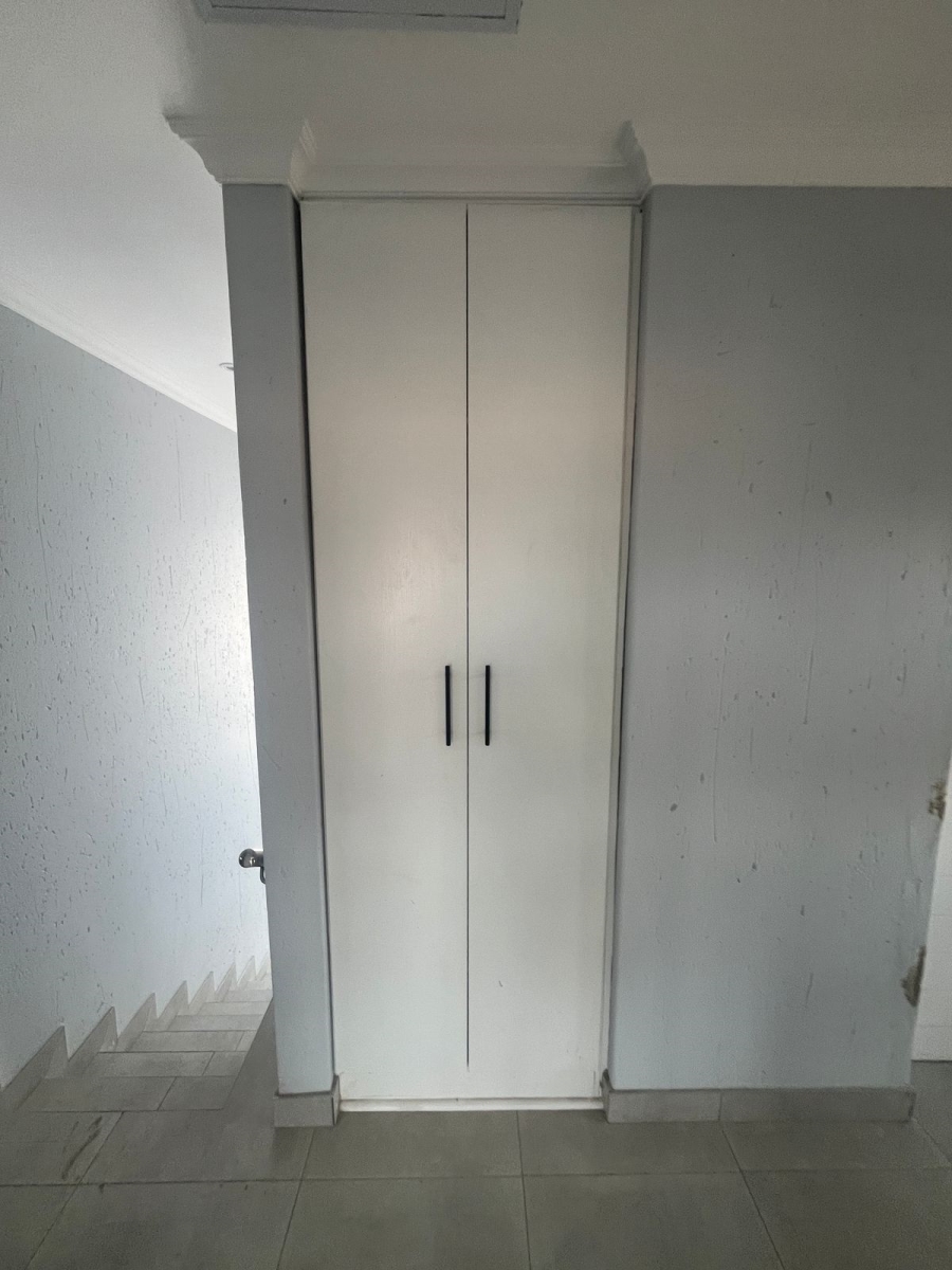 3 Bedroom Property for Sale in Helderwyk Gauteng