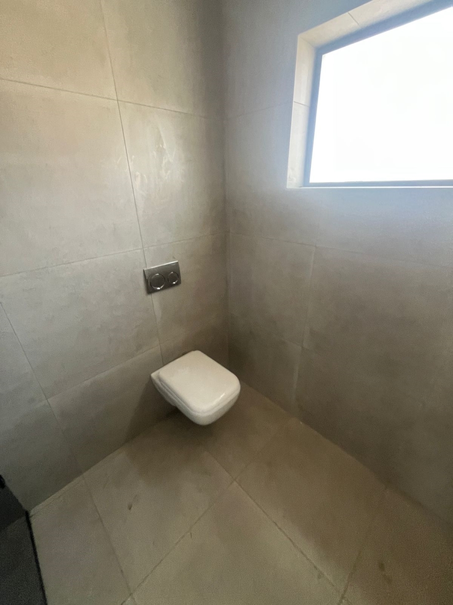 3 Bedroom Property for Sale in Helderwyk Gauteng