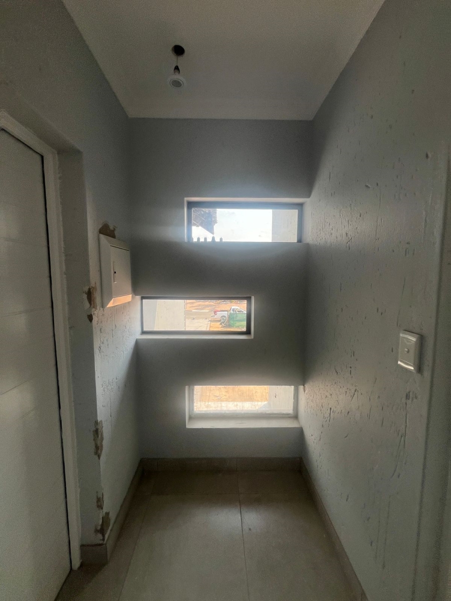 3 Bedroom Property for Sale in Helderwyk Gauteng