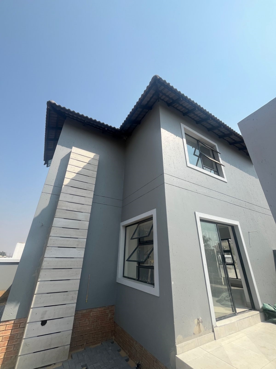 3 Bedroom Property for Sale in Helderwyk Gauteng