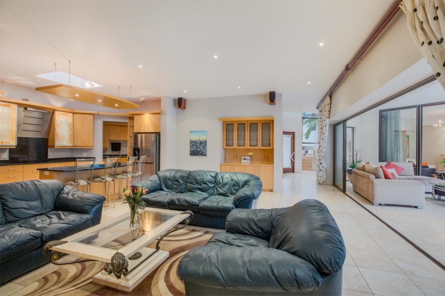 5 Bedroom Property for Sale in Bryanston Gauteng