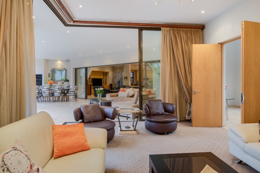 5 Bedroom Property for Sale in Bryanston Gauteng
