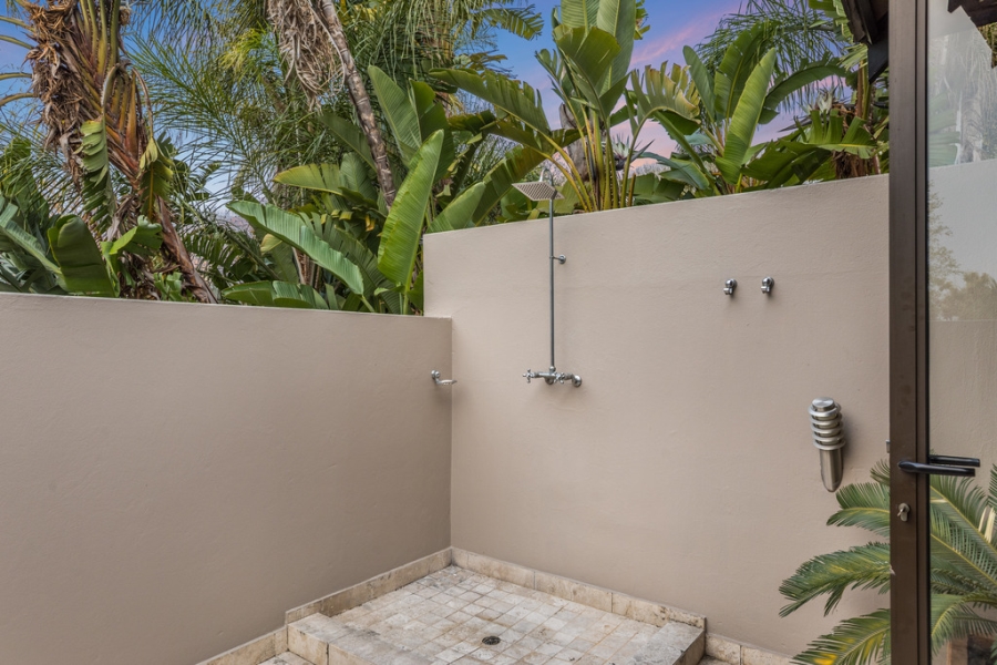 5 Bedroom Property for Sale in Bryanston Gauteng