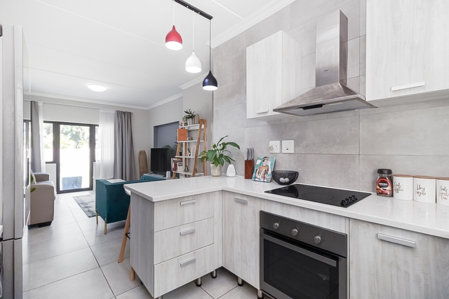 2 Bedroom Property for Sale in Broadacres Gauteng